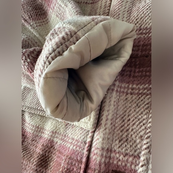 American Eagle Sherpa Lined Shacket - Picture 3 of 7